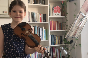 7 year old, Maya Lowe Seddon plays Havana Breeze by Edward Hugh Jones on the violin
